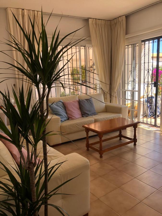 מארבלה Charming 2 Bed Apartment Next To Cabopino Beach, Spain מראה חיצוני תמונה